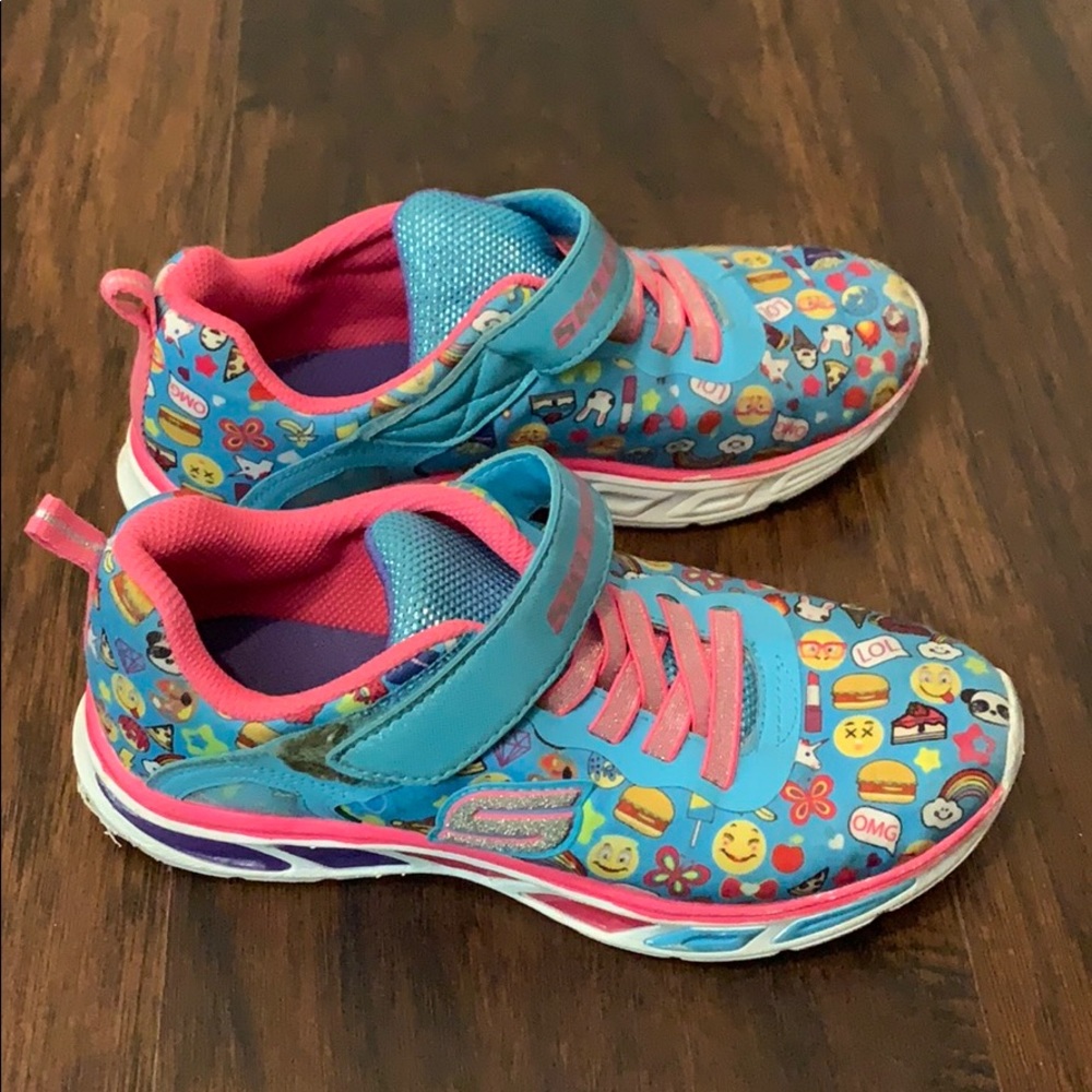 Light up sketcher shoes